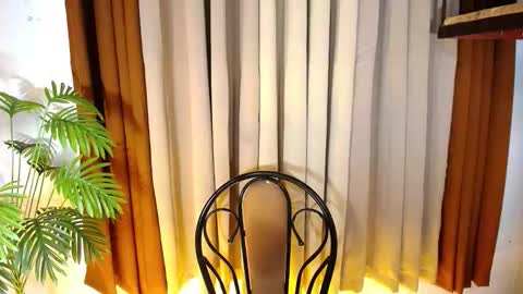 Amy online show from October 22, 2025, 4:51 pm