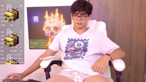 Snapshot of _an_drew18 chatting on November 16, 2025, 2:33 pm _an_drew18 online show from November 16, 2025, 2:33 pm