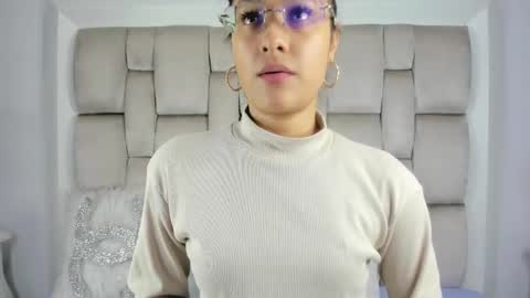 Angel Azul online show from February 17, 2025, 11:34 am