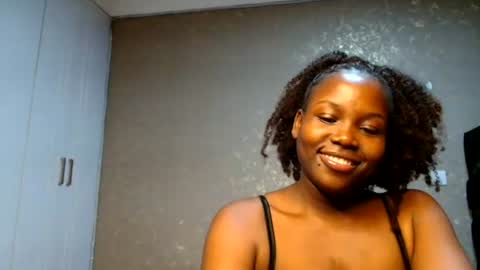 Snapshot of _angel_joy chatting on July 18, 2026, 6:12 pm Joy online show from July 18, 2026, 6:12 pm