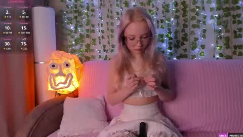 Snapshot of _angeldust_1 chatting on April 26, 2026, 2:09 am Emily online show from April 26, 2026, 2:09 am