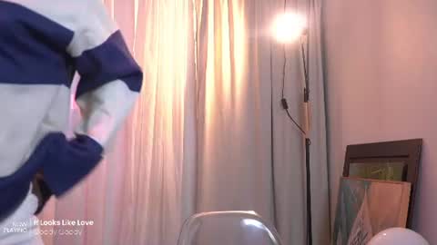 Snapshot of _angeleyes chatting on June 9, 2026, 8:42 pm Angie - online show from June 9, 2026, 8:42 pm