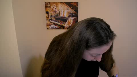 Anna online show from March 11, 2025, 7:26 am