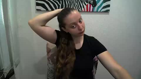 Snapshot of _annabelle_lee chatting on July 7, 2026, 6:27 am Anna online show from July 7, 2026, 6:27 am