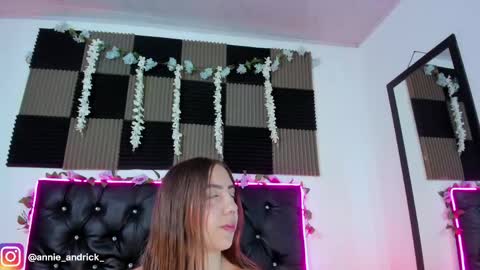 Snapshot of _annie_andrick_ chatting on May 3, 2026, 7:58 am Annie Andrick online show from May 3, 2026, 7:58 am