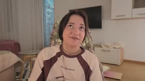 Snapshot of _annieone chatting on August 1, 2026, 12:37 pm Anna online show from August 1, 2026, 12:37 pm