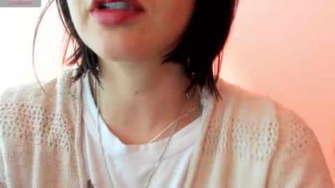 antonia online show from November 10, 2025, 4:17 pm