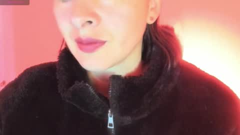 antonia online show from November 12, 2025, 10:37 am