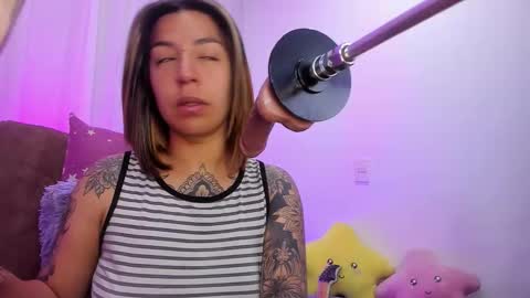 _antonella_dreams online show from September 26, 2025, 9:24 am