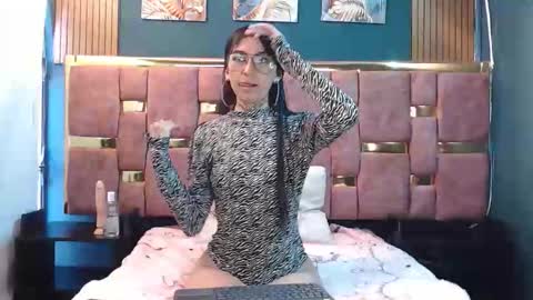 Aranza.  online show from May 15, 2026, 12:01 pm