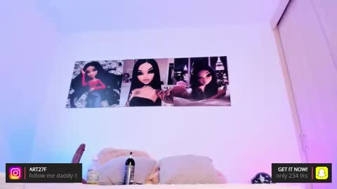 Ariana  online show from October 23, 2025, 2:05 pm