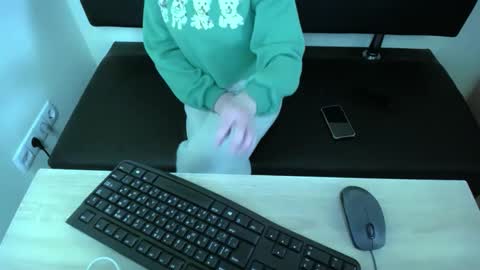 Arina online show from November 29, 2025, 2:42 pm