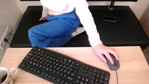 Arina online show from December 2, 2025, 4:13 pm