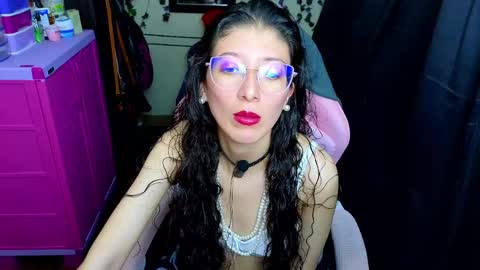 Snapshot of _arlequin_ chatting on June 2, 2026, 9:06 pm _arlequin_ online show from June 2, 2026, 9:06 pm
