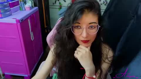 Snapshot of _arlequin_ chatting on July 2, 2026, 4:07 am _arlequin_ online show from July 2, 2026, 4:07 am