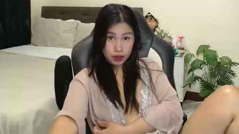 Snapshot of _ashley27 chatting on February 10, 2026, 12:15 am Angie online show from February 10, 2026, 12:15 am