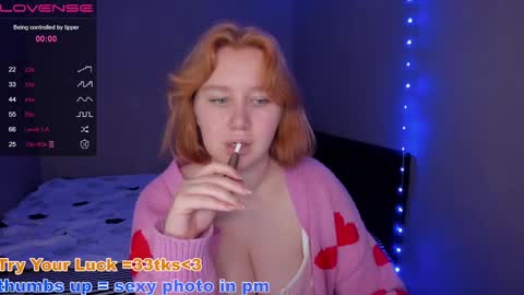 Snapshot of _aurareflection chatting on February 11, 2025, 3:40 pm hello im Lira online show from February 11, 2025, 3:40 pm