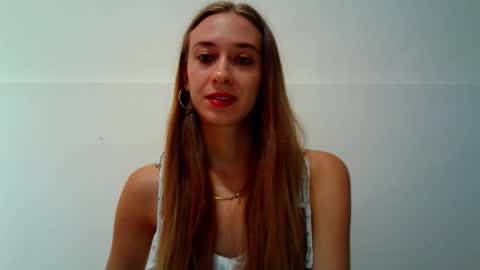 _aurora_sweet online show from September 20, 2025, 10:05 am