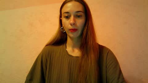 _aurora_sweet online show from October 12, 2025, 3:11 pm