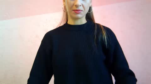 _aurora_sweet online show from October 22, 2025, 9:42 am