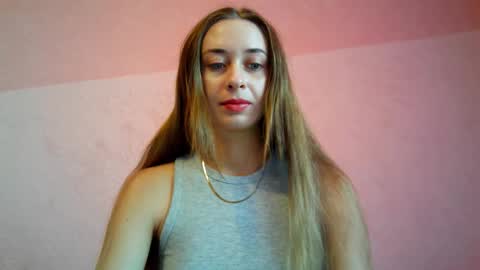 _aurora_sweet online show from November 4, 2025, 9:30 am