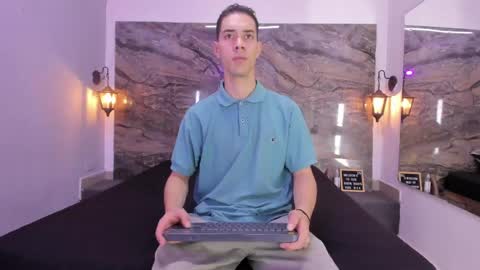 Snapshot of _axel_09 chatting on May 10, 2026, 3:44 am _axel_09 online show from May 10, 2026, 3:44 am