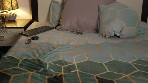 _ayya online show from December 8, 2024, 9:02 am