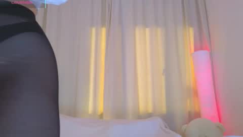 Jess online show from September 12, 2025, 4:23 am