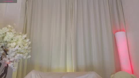 Jess online show from September 13, 2025, 3:28 am