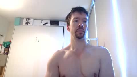 _b_h_c_ online show from March 28, 2026, 9:25 pm