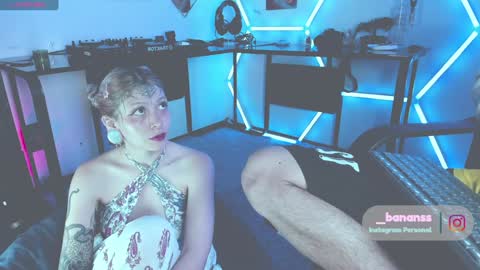 Snapshot of _baterchatur chatting on December 27, 2024, 7:29 am Lunita online show from December 27, 2024, 7:29 am