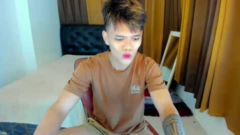 _beachlover69 online show from January 12, 2025, 11:50 am