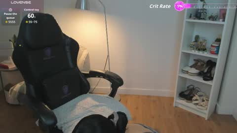 Bella Evans online show from March 28, 2026, 6:13 am