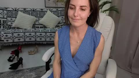 Snapshot of _beylly chatting on May 17, 2026, 2:46 pm Beylly online show from May 17, 2026, 2:46 pm