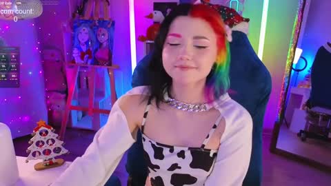 Snapshot of _biscuitty chatting on January 8, 2025, 8:18 pm Alice .. online show from January 8, 2025, 8:18 pm