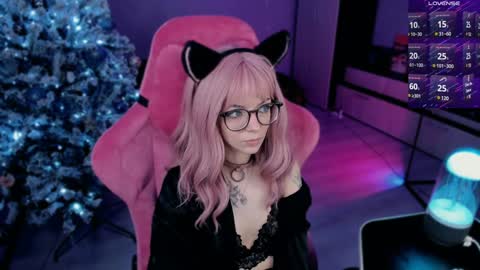 Snapshot of _black_fox__ chatting on December 15, 2024, 9:20 pm Olivia Subscribe to my Fansly - online show from December 15, 2024, 9:20 pm