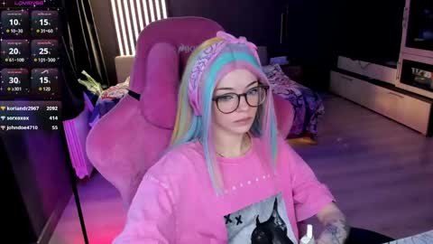 Snapshot of _black_fox__ chatting on May 16, 2026, 12:29 am Olivia Subscribe to my Fansly - online show from May 16, 2026, 12:29 am
