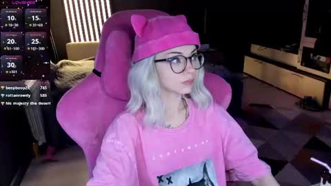 Snapshot of _black_fox__ chatting on July 2, 2026, 12:54 am Olivia Subscribe to my Fansly - online show from July 2, 2026, 12:54 am