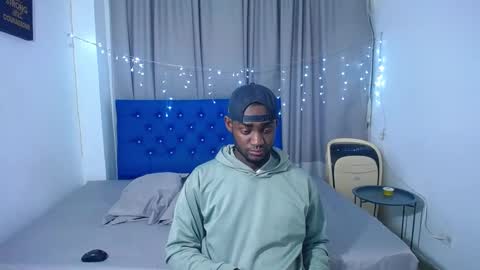 Snapshot of _black_stallion chatting on September 30, 2025, 3:22 am Andrew online show from September 30, 2025, 3:22 am