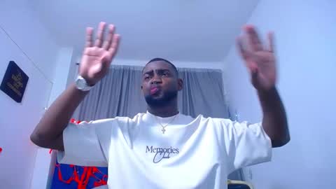 Snapshot of _black_stallion chatting on October 30, 2025, 2:57 am Andrew online show from October 30, 2025, 2:57 am