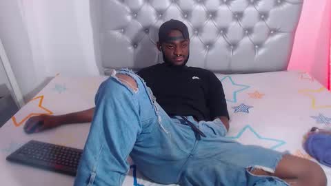 Andrew online show from December 18, 2025, 8:48 pm