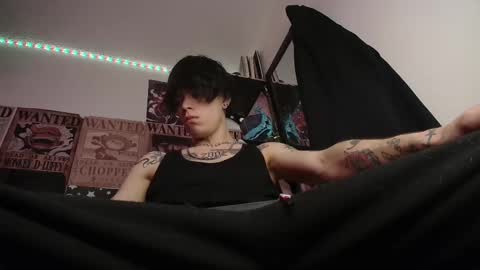 Snapshot of _blackshadow__ chatting on February 5, 2026, 5:39 pm SHADOW online show from February 5, 2026, 5:39 pm