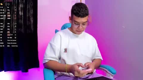 Snapshot of _blake_boy chatting on October 16, 2025, 12:50 pm _blake_boy online show from October 16, 2025, 12:50 pm