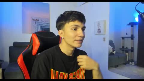 Snapshot of _blakee chatting on January 23, 2025, 7:11 am B L A K E online show from January 23, 2025, 7:11 am