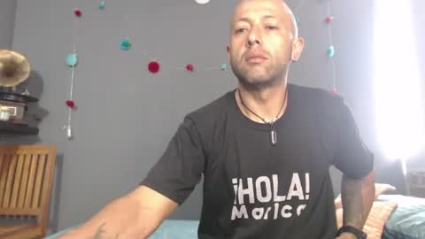 Snapshot of _bonnie__and_clyde chatting on May 27, 2026, 8:06 pm _bonnie__and_clyde online show from May 27, 2026, 8:06 pm