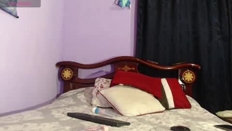 Snapshot of _boombom__ chatting on October 27, 2025, 12:04 am _boombom__ online show from October 27, 2025, 12:04 am