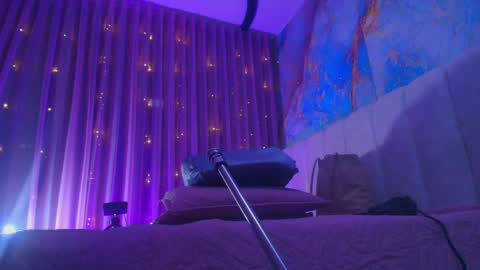 Snapshot of _britanyy_ chatting on February 27, 2026, 3:06 am Britany online show from February 27, 2026, 3:06 am