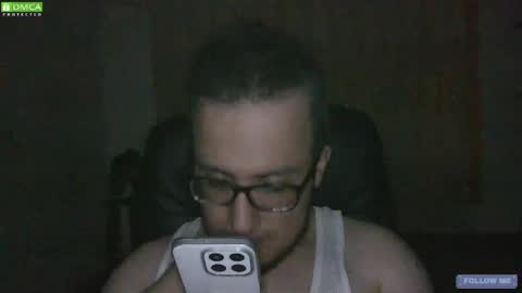 Snapshot of _buckle_ chatting on May 4, 2026, 5:14 am _buckle_ online show from May 4, 2026, 5:14 am