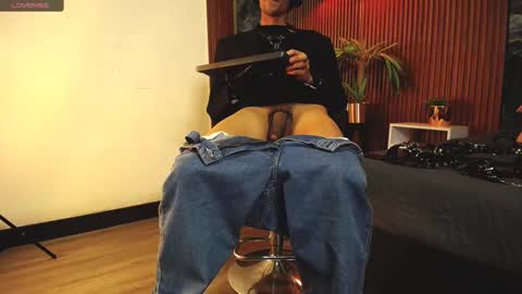 _bunny_boy_ online show from February 13, 2025, 4:00 am