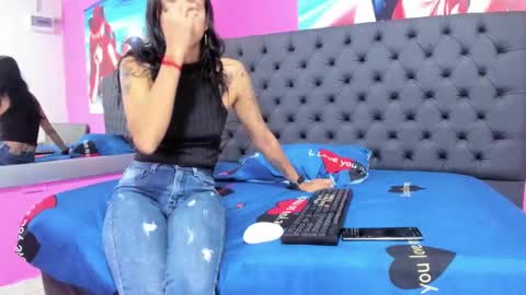  candy jade  online show from October 2, 2025, 11:28 am